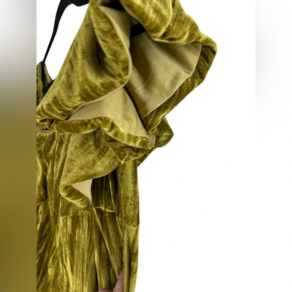 NWT Structured Velvet Frill Bardot Mini Dress Large - Picture 4 of 5